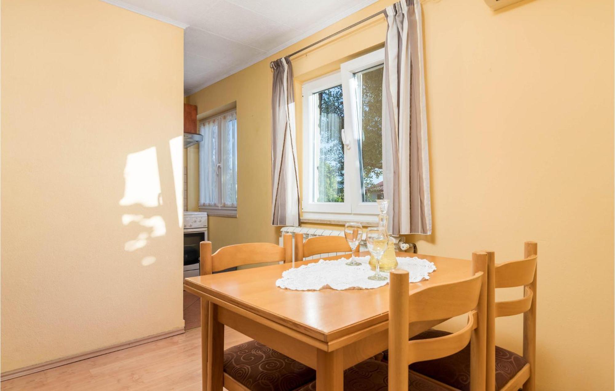 Stunning Apartment In Lovran With Kitchen 외부 사진